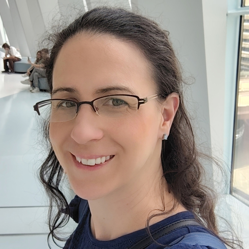 Dr. Annaházi Anita